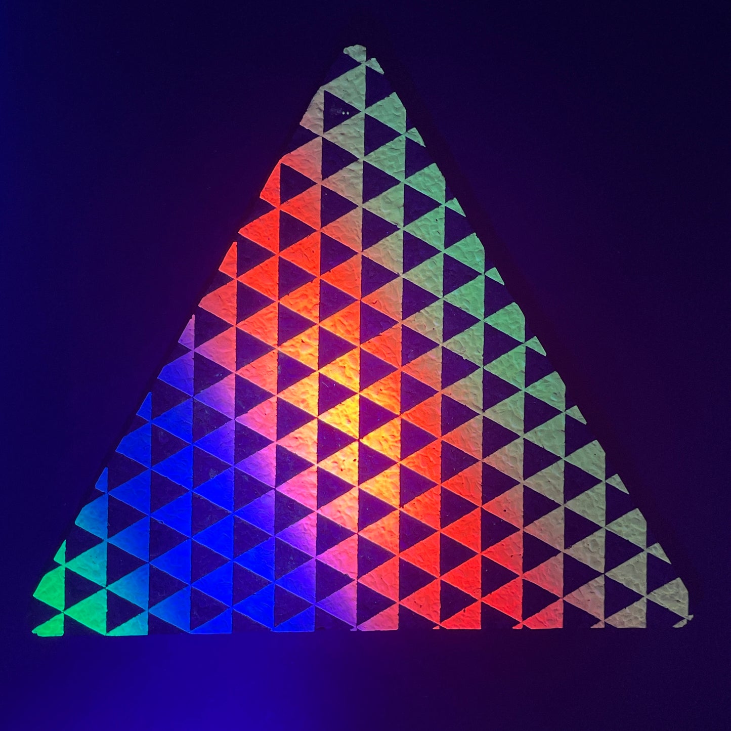 Try Spectra Triangle Moodmat