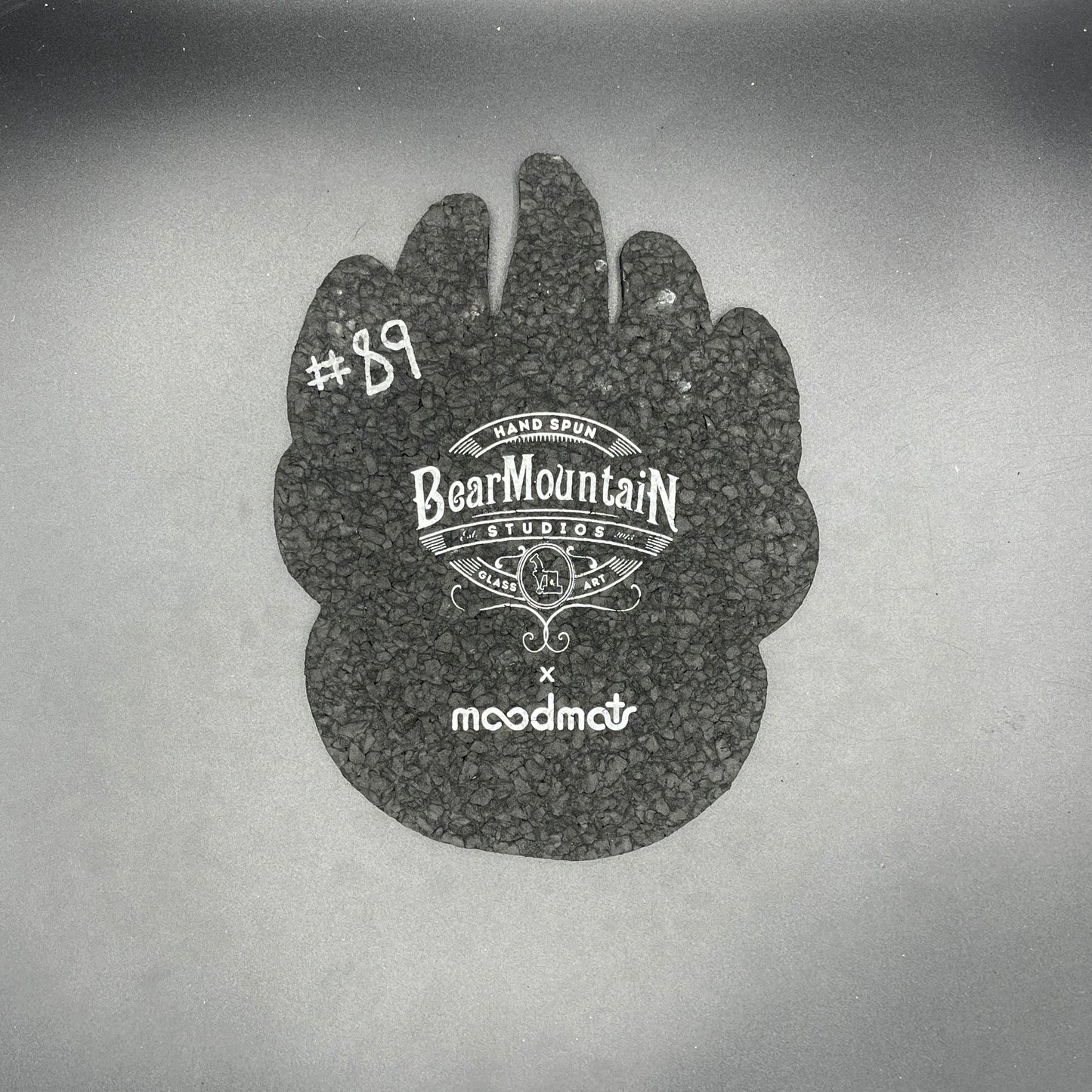 Bear Mountain Studios Red To Green Bear Paw Moodmat